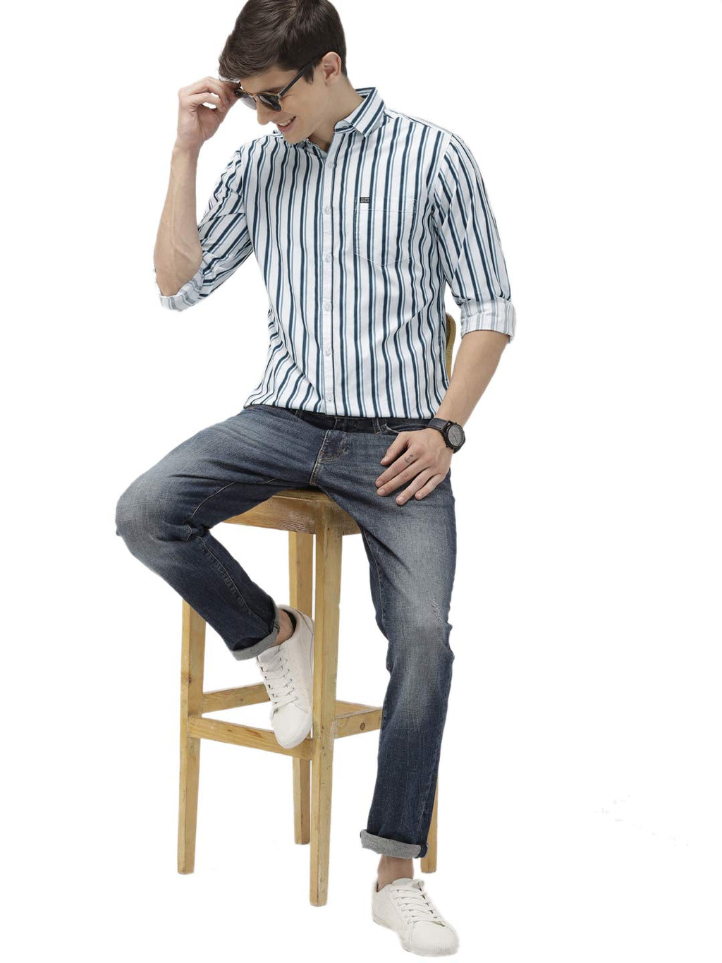 The Indian Garage Co Men Slim Fit Checkered Full Sleeves Spread Collar Casual Shirt