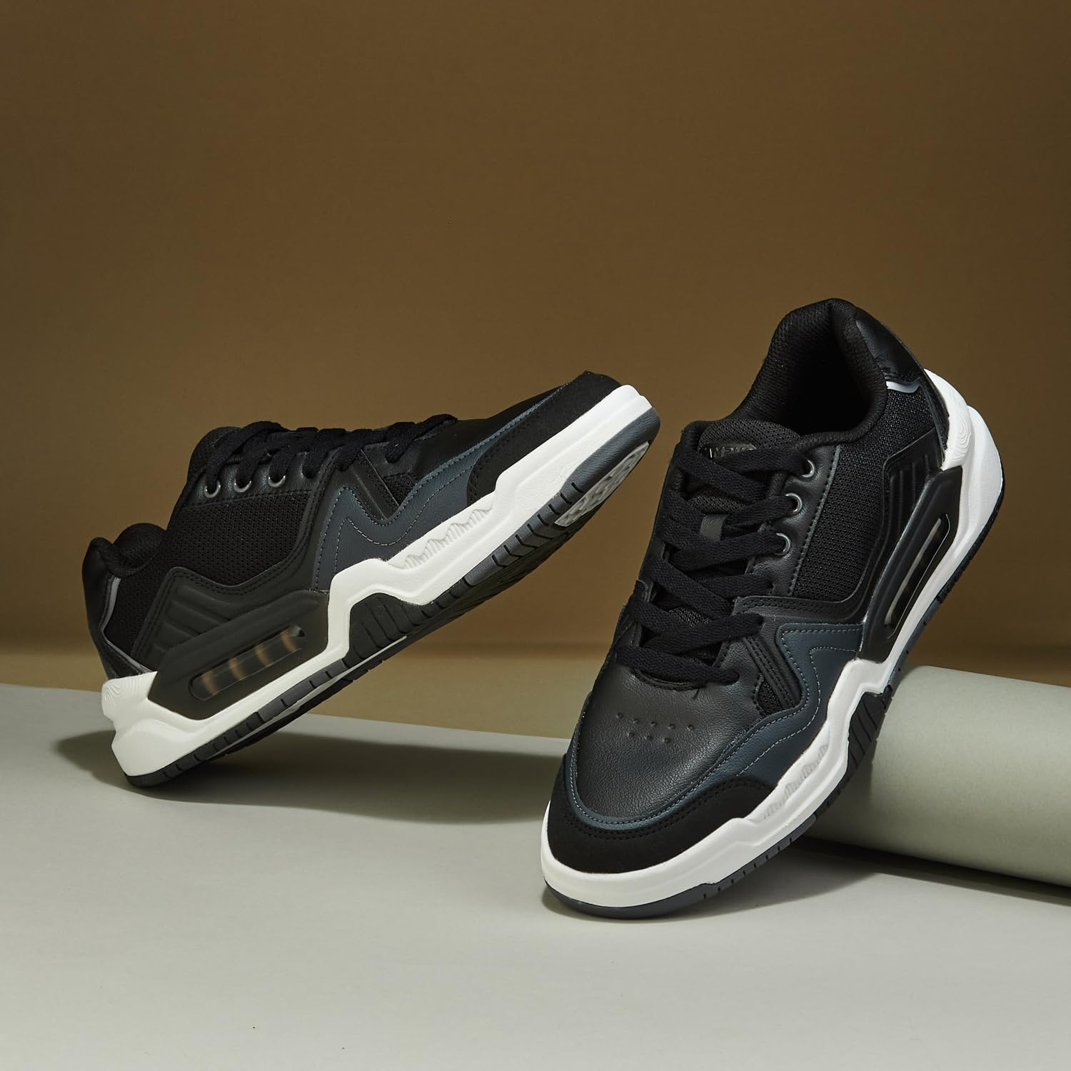 Campus Men Og-30 Sneakers