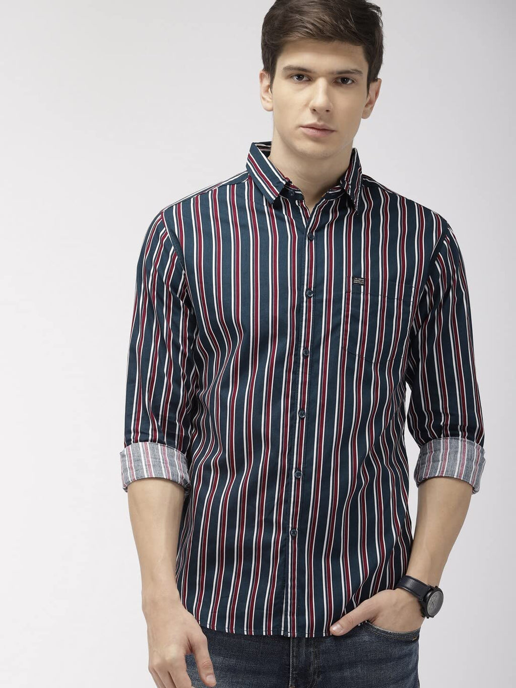 The Indian Garage Co Men Slim Fit Checkered Full Sleeves Spread Collar Casual Shirt