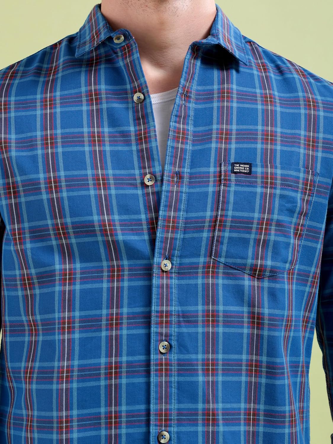 The Indian Garage Co Men Slim Fit Checkered Full Sleeves Spread Collar Casual Shirt
